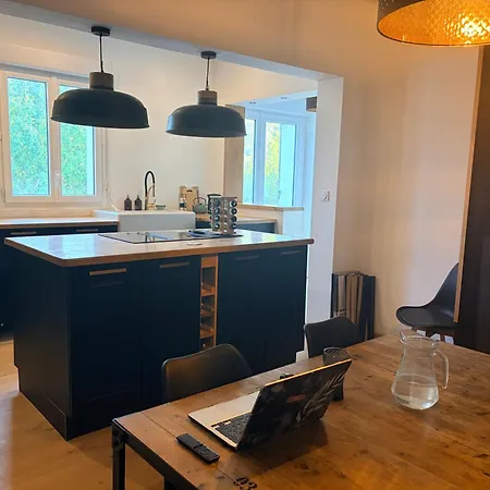 Logement Avec Jardin 아파트 Saint-Germain-et-Mons